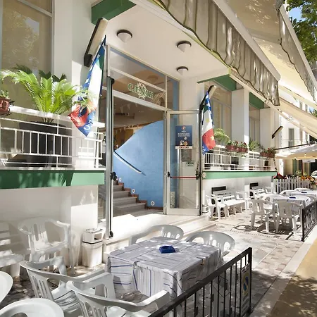 Caesar Hotel 3*