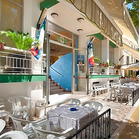 Hotel Caesar 3*