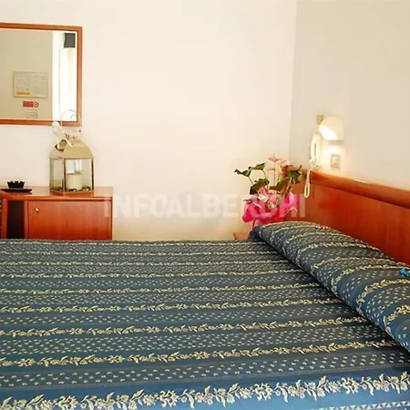 Hotel Caesar 3*